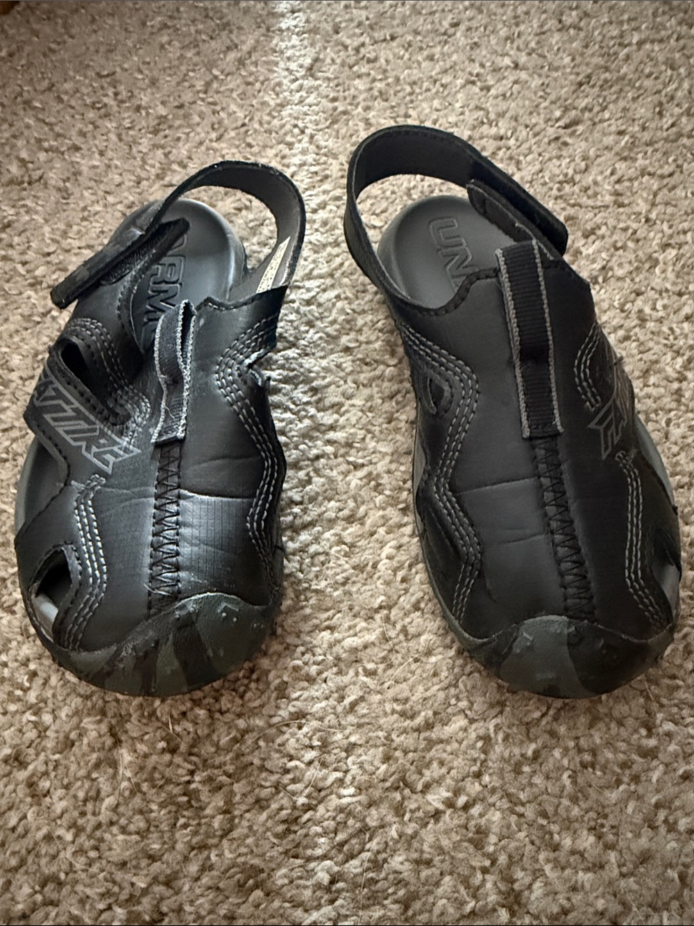 Under Armor Black sandals